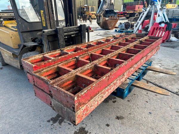 shuttering pans / formwork.........2.7 X 300 296624003