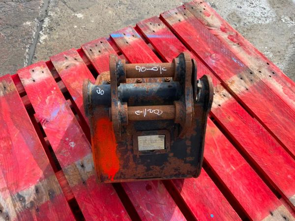 12" MINI DIGGER BUCKET....30mm PINS.....950 296622642