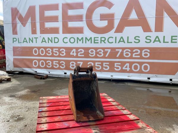 12" MINI DIGGER BUCKET....30mm PINS.....124. 296641765