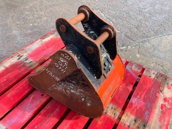 12" MINI DIGGER BUCKET....30mm PINS.....124. 296641768