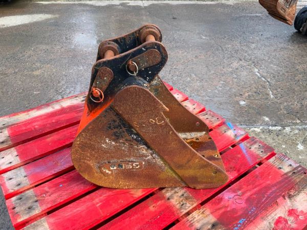 12" MINI DIGGER BUCKET....30mm PINS.....124. 296641770