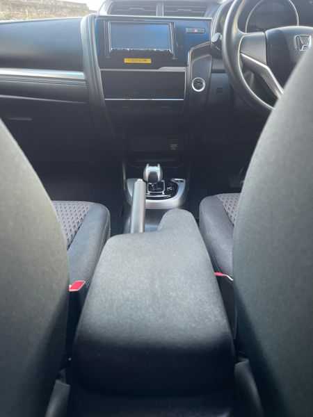 2018 HONDA FIT  HYBRID  (V10) 297975351