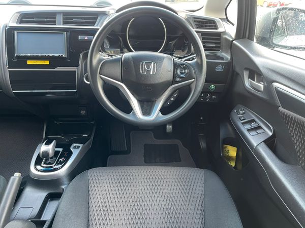2018 HONDA FIT  HYBRID  (V10) 297975352