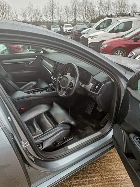 Volvo S90 D3 150hp Momentum Auto 298084946