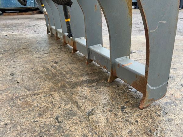 LOADER BUCKET HYDRAULIC GRAPPLE....693. 299346229
