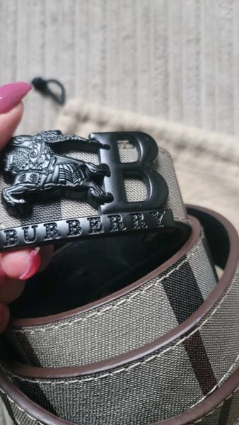 Burberry hotsell b belt