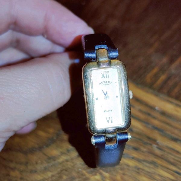 Rotary elite ladies outlet gold watch