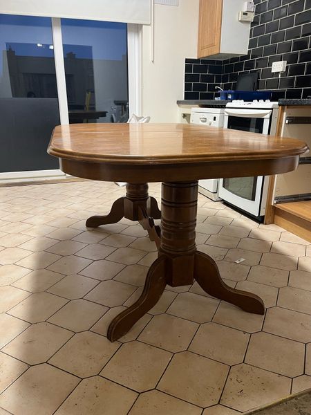 Donedeal deals dining table