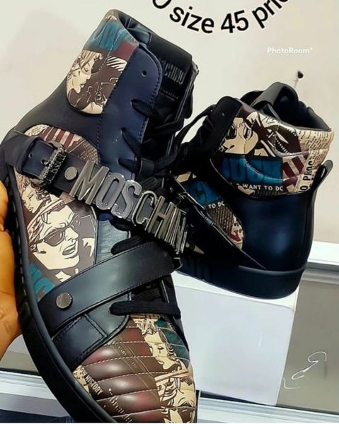 Mens 2024 moschino boots