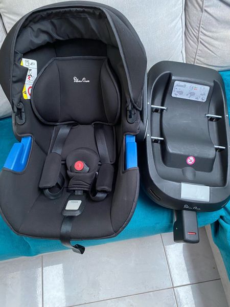 Silver Cross Car Seat With Isofix Base