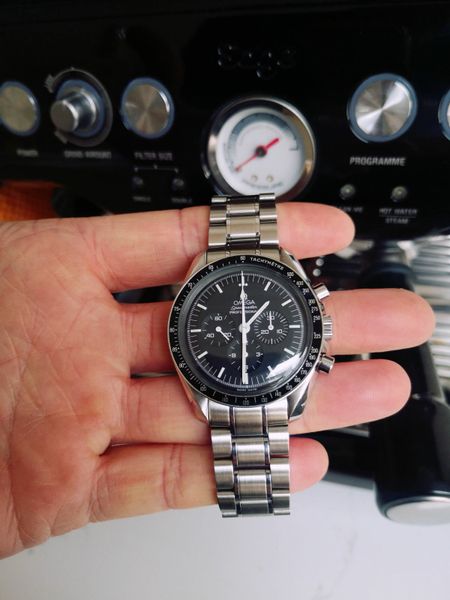 Omega speedmaster professional moonwatch best sale for sale