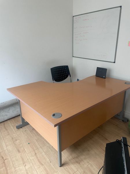 Donedeal office deals desk