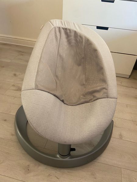 Nuna store swivel chair