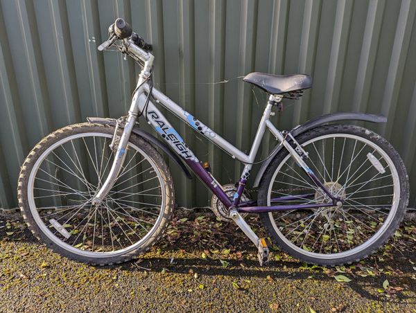 Women s multi speed Raleigh bike for sale in Co. Limerick for 150