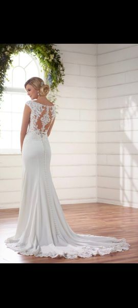 Sell unworn hotsell wedding dress