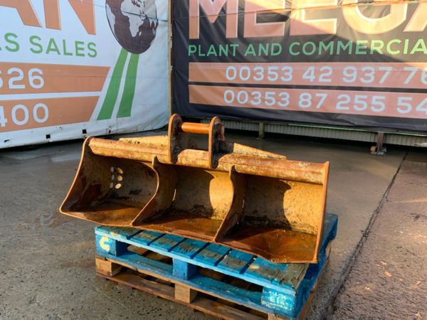 60" GRADING BUCKET.........60mm PINS.......693. 290514651