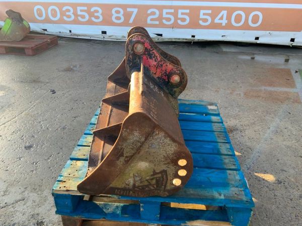 60" GRADING BUCKET.........60mm PINS.......693. 290514653