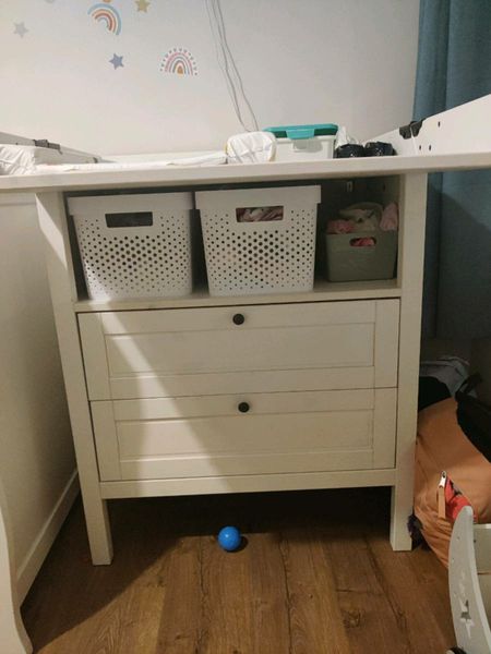 Ikea sundvik changing table hotsell
