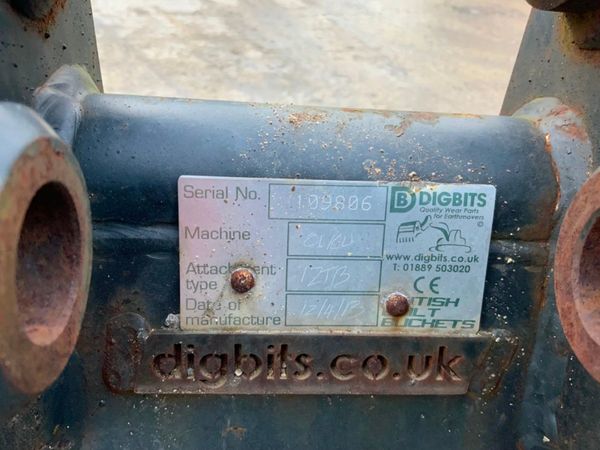 12" MINI DIGGER BUCKET......25mm PINS.....12TB. 290623254