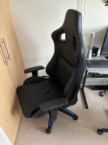 Donedeal discount gaming chair