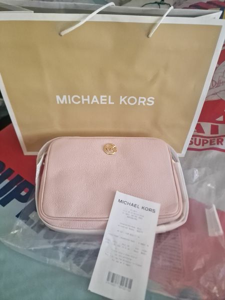 Michael kors hotsell handbags under 100