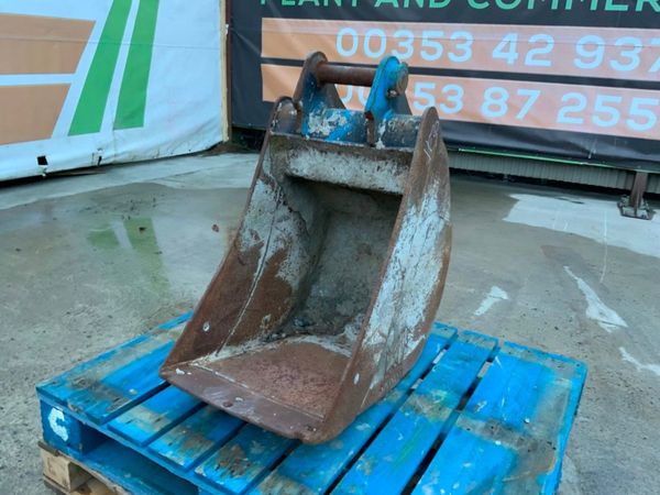 18" RHINOX DIGGING BUCKET......45mm PINS....30mh 290865049