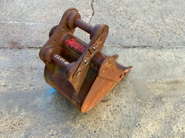 18" DIGGING BUCKET.......45mm PINS....1201. 290870277