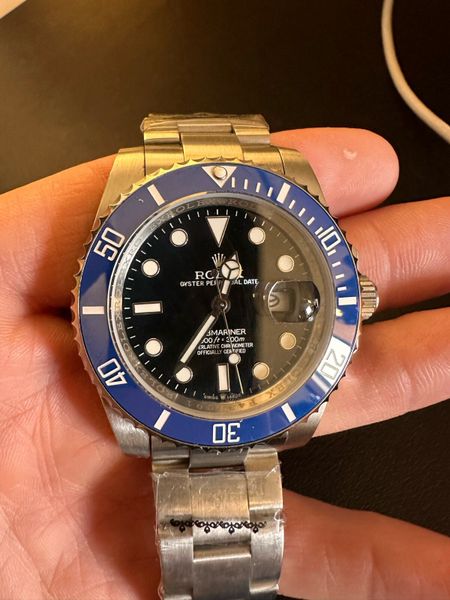 Rolex ticks clearance per second