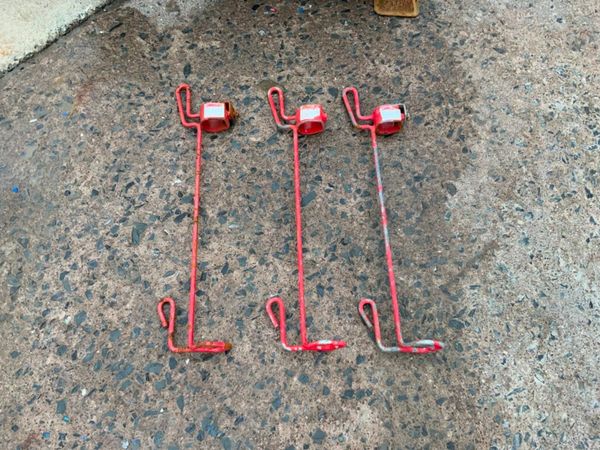 COMBI SAFE MESH BARRIER RETAINING CLAMPS. 291114167