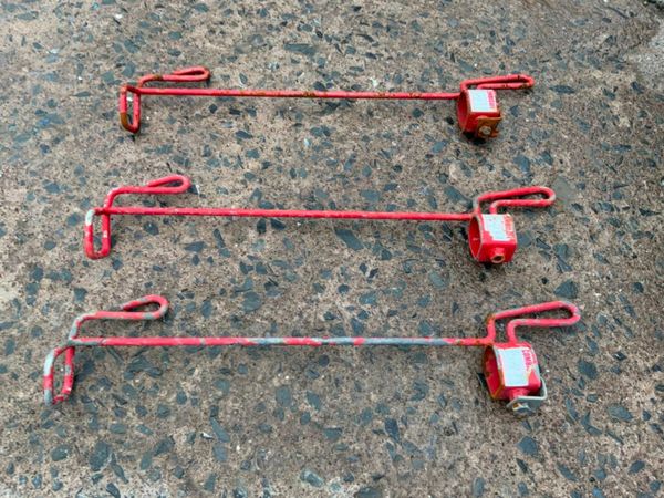 COMBI SAFE MESH BARRIER RETAINING CLAMPS. 291114170