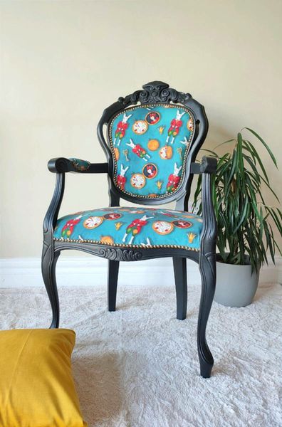 Ornamental chair online