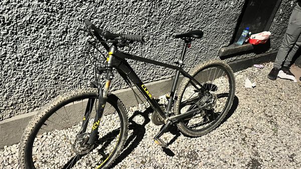 Used cube mountain online bike