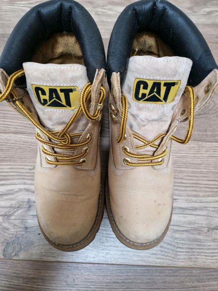 Cat boots clearance size 5