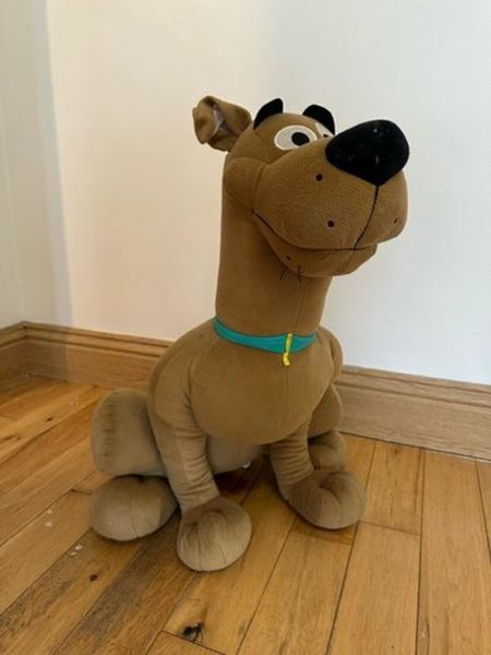 Giant scooby doo clearance teddy bear