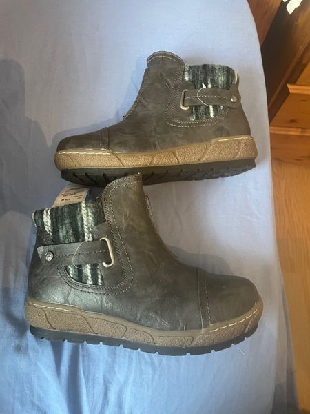 Pavers grey ankle clearance boots