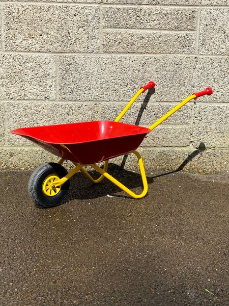 Childrens best sale wheelbarrow ireland