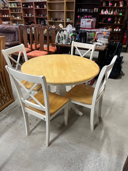 Round chairs for deals sale