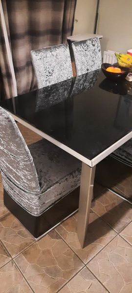 Marble dining table with deals leather chairs