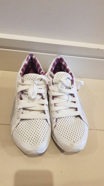 Reebok easytone shoes for on sale sale