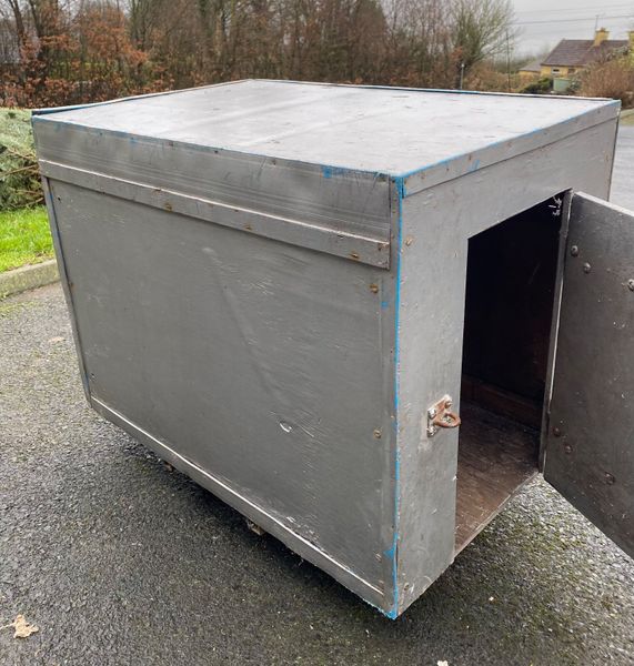 Dog transport clearance box for sale