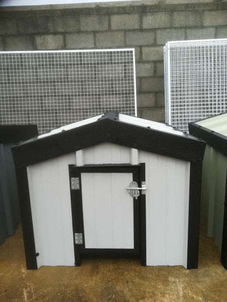 Kingspan insulated outlet dog kennels