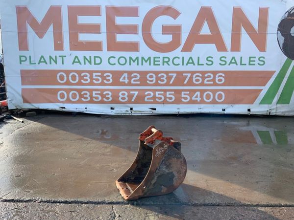 18" DIGGING BUCKET....45mm PINS.........10. 292335955