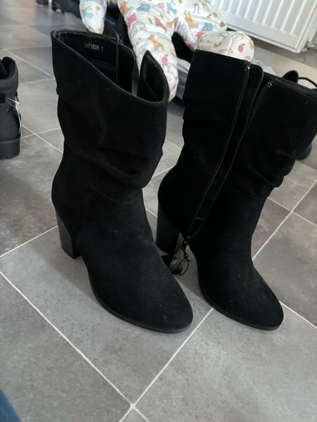 New look hotsell black boots sale