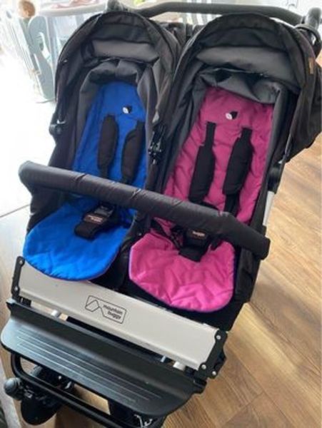 Mountain buggy clearance duet for sale