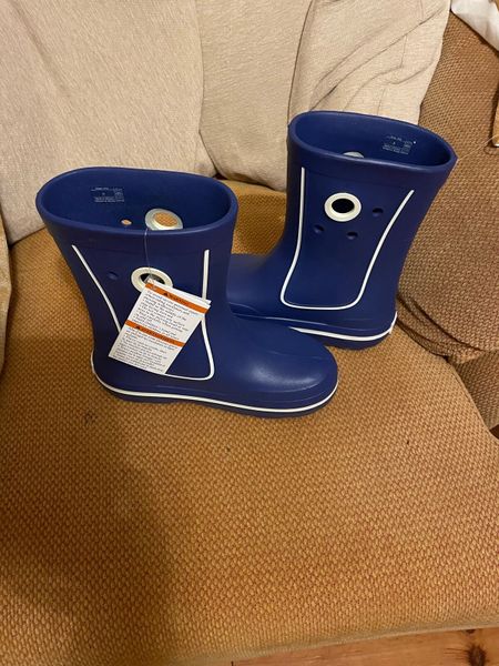 Crocs jaunt online wellies