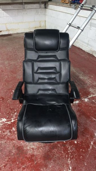 Donedeal outlet gaming chair