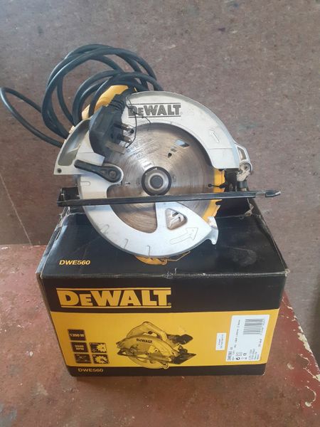 Dewalt on sale dwe560 price