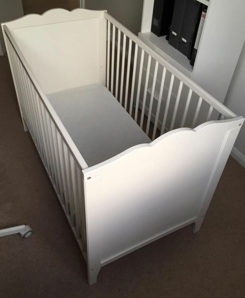 Ikea hensvik outlet cot