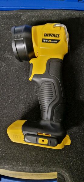 Dewalt 18v online lamp