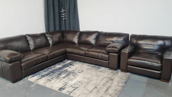 Corner deals sofa donedeal